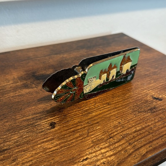 Vintage 1960’s Rare Greek Enamel Brass Clip - Picture 2 of 7
